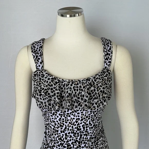 WHBM Leopard Ruffle Top Size Small - Picture 3 of 10